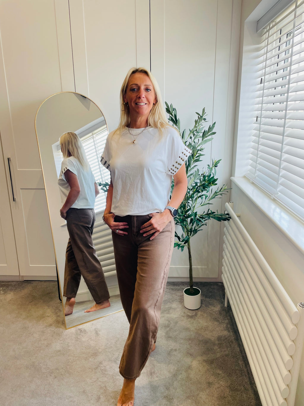 Brown Barrel Jeans